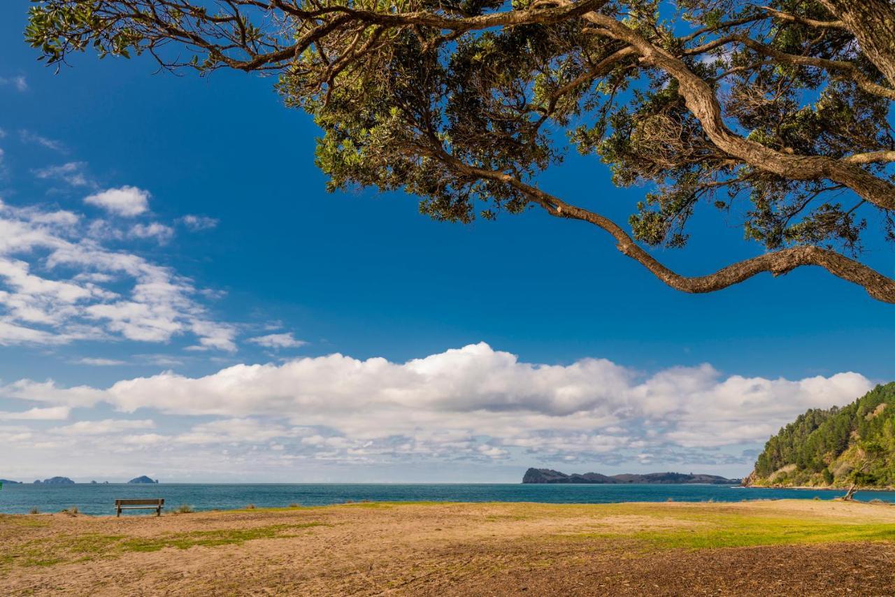 Retreat By The Beach - Pauanui Holiday Home Buitenkant foto