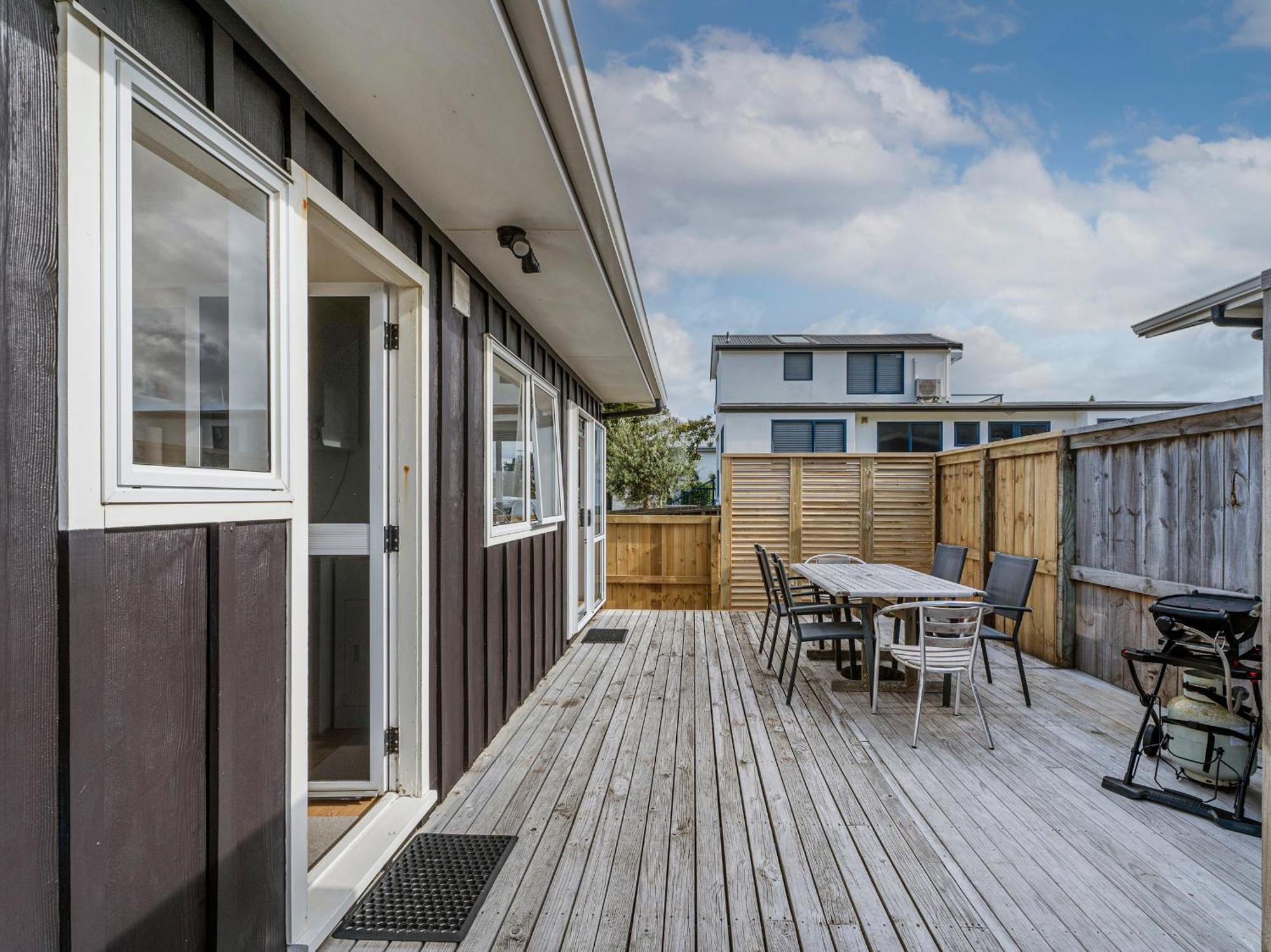 Retreat By The Beach - Pauanui Holiday Home Buitenkant foto