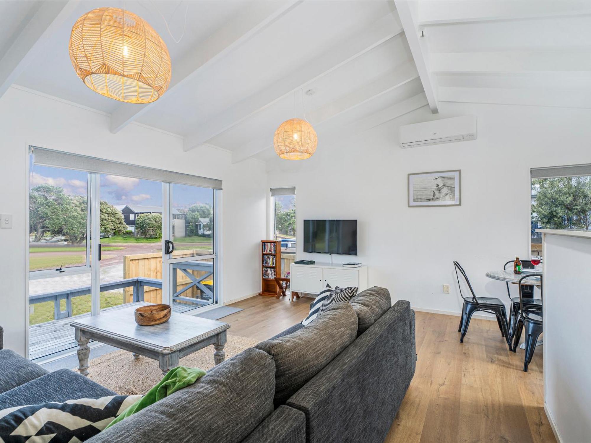 Retreat By The Beach - Pauanui Holiday Home Buitenkant foto