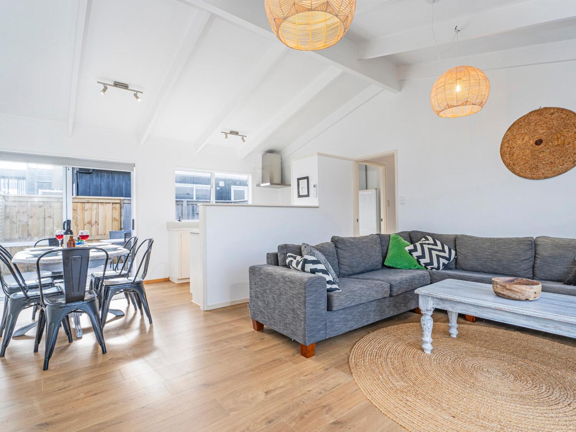 Retreat By The Beach - Pauanui Holiday Home Buitenkant foto